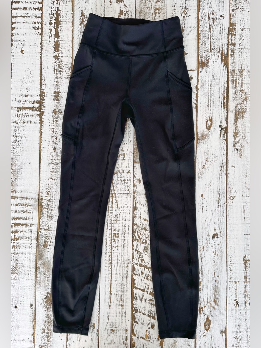 Lululemon Leggings with pockets, size 2
